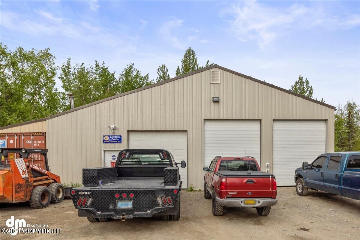 4001 E Ruth Dr, Wasilla, AK 99654